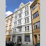 Apartment in heart of Prague - open even NOW