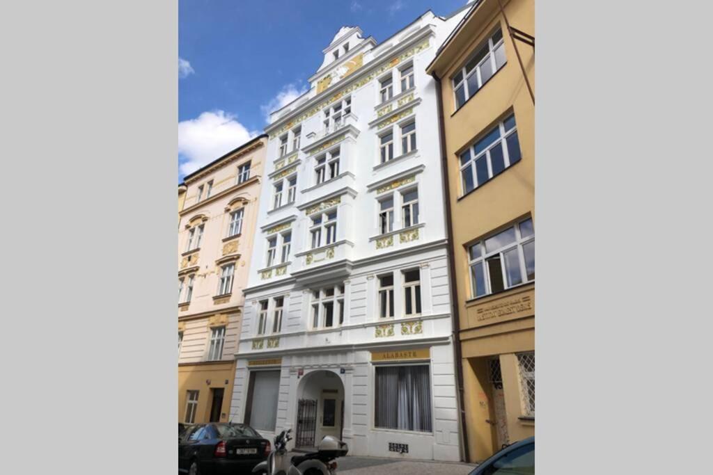 Appartement In Heart Of - Open Even Now