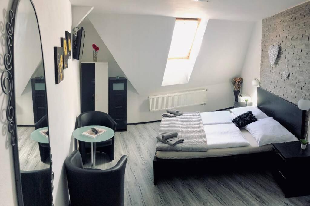 Appartement In Heart Of - Open Even Now Praag